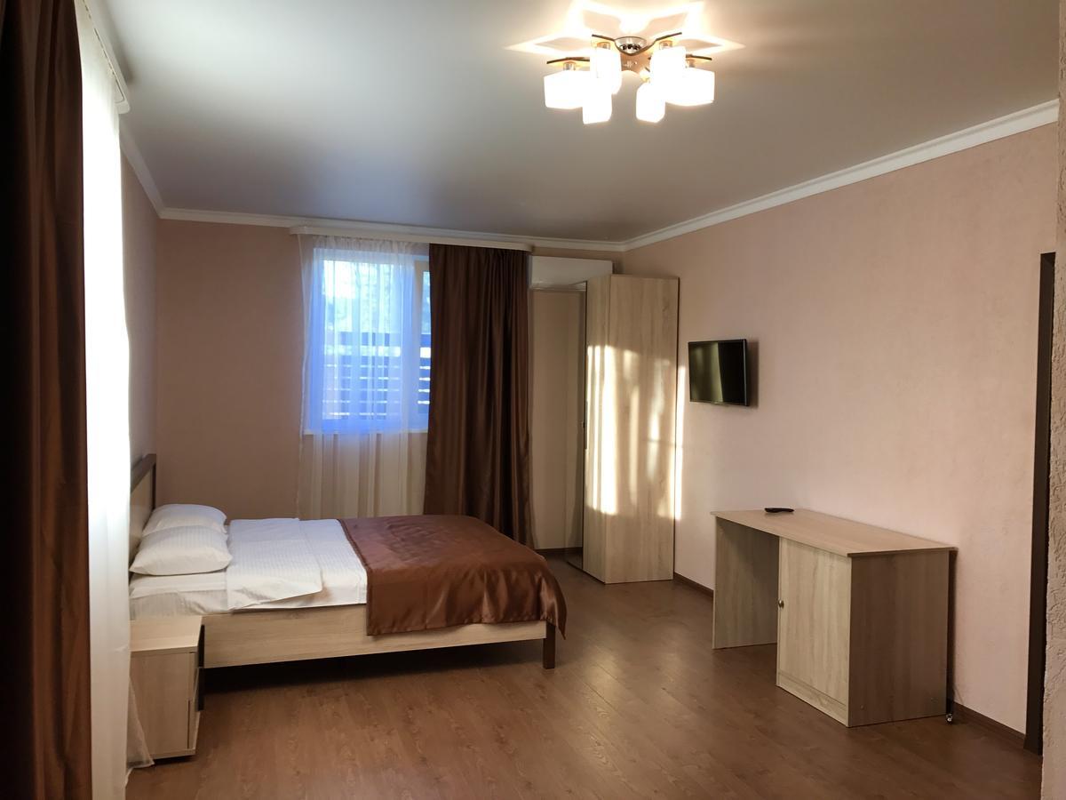 Hotel Mandarin Pizunda Esterno foto